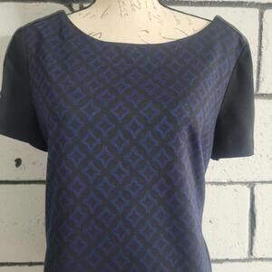 DAN BUCHMAN Black & Blue Zipper Sleeve Top Size L